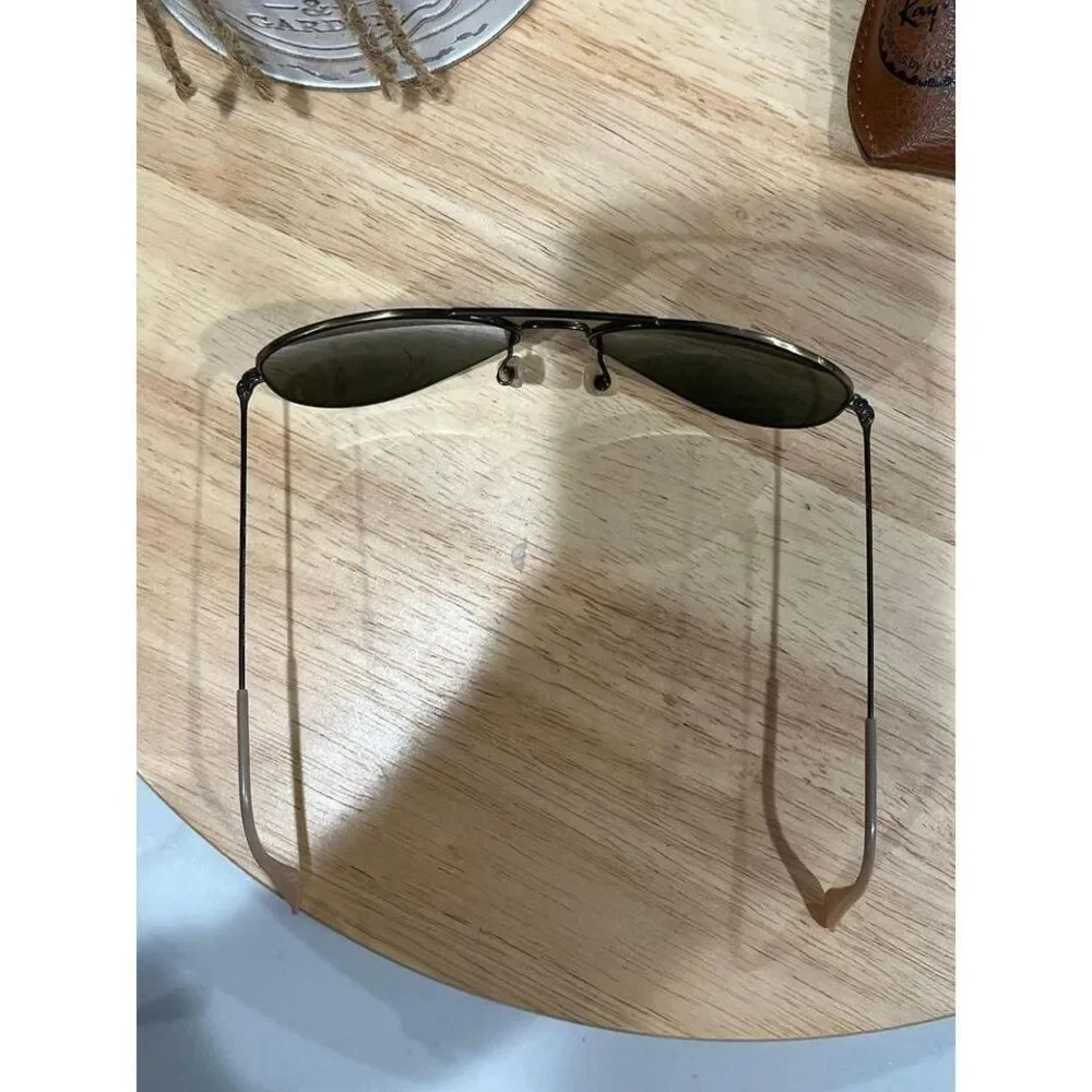 Ray ban large‎ rose gold metal aviator Sunglasses with case